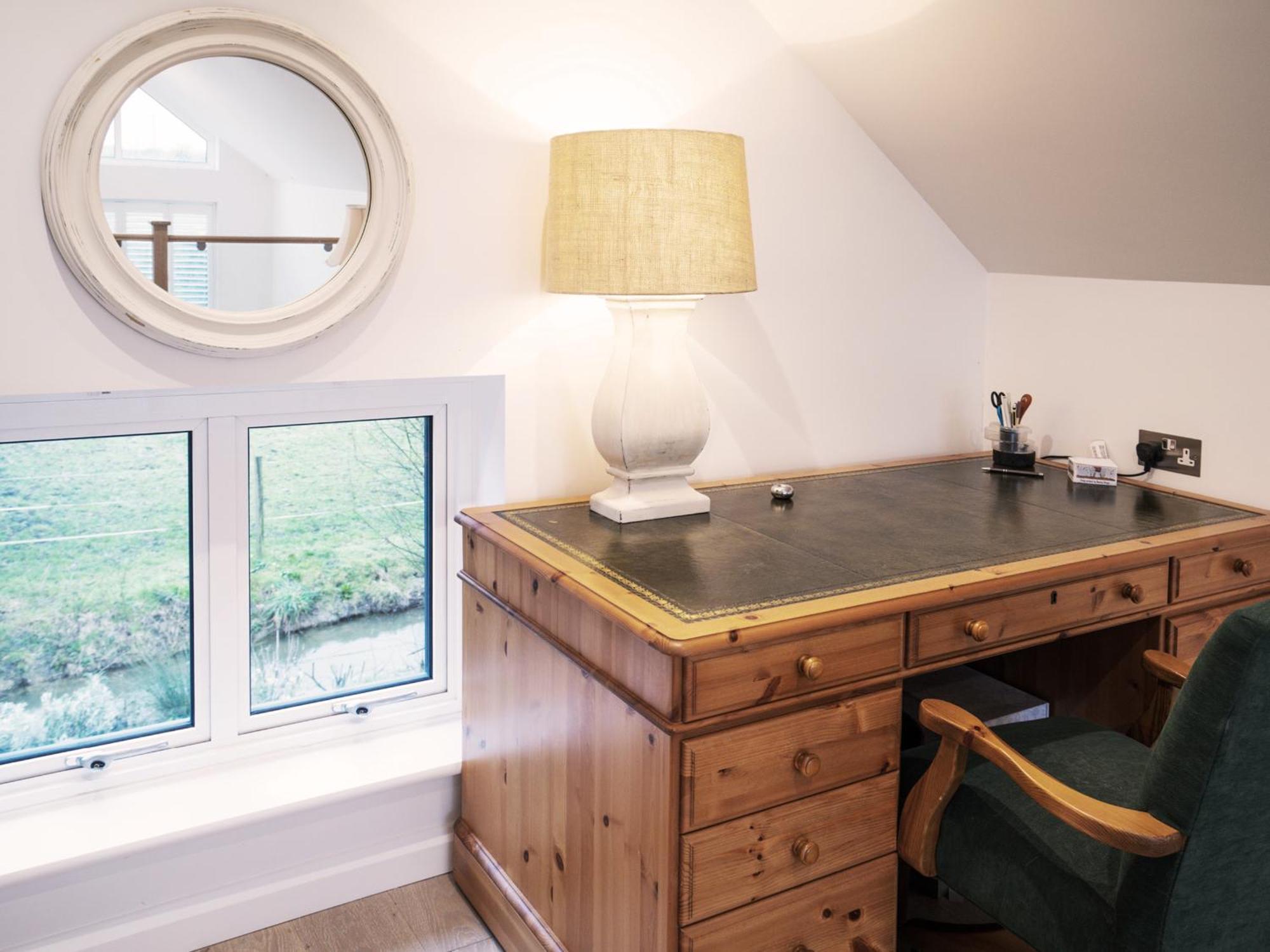 The Muse By The Suffolk Cottage Collection Framlingham Extérieur photo